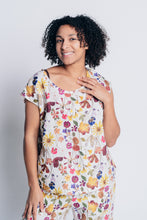 Load image into Gallery viewer, EVERYDAY CAP SLEEVE TOP | LINEN - GARDEN PRINT