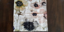 Load image into Gallery viewer, watercolour print linen napkin
