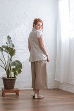 Load image into Gallery viewer, cream vest back