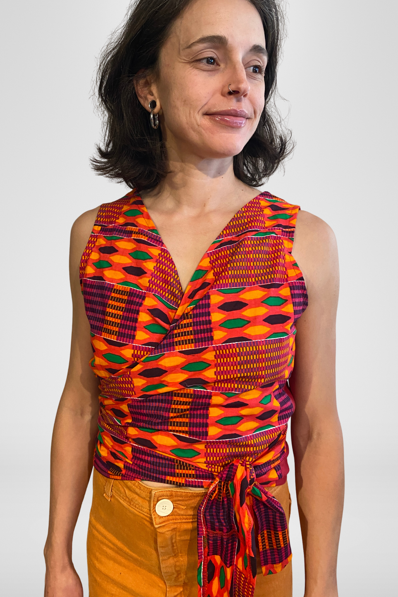 WONDER WRAP TOP in COTTON LINEN blend in multi folkloric COLORS