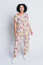 Load image into Gallery viewer, EVERYDAY CAP SLEEVE TOP | LINEN - GARDEN PRINT
