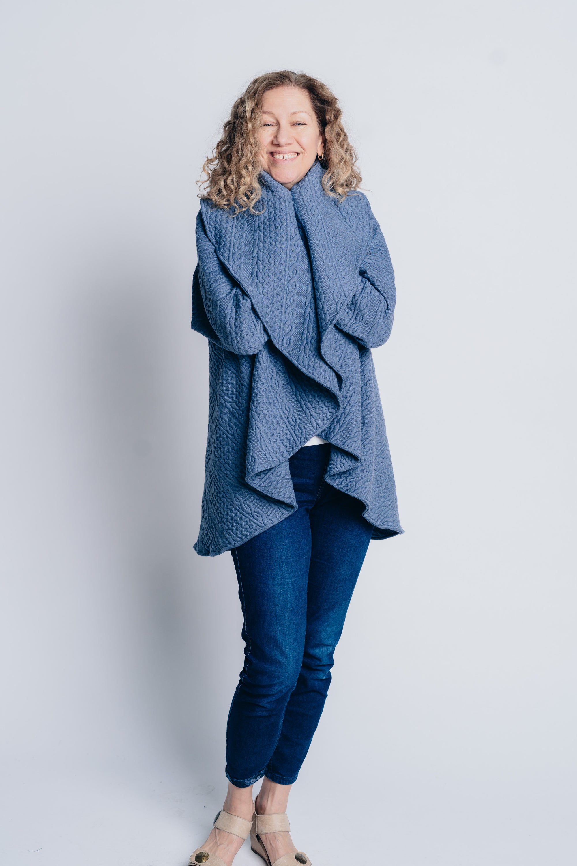 SIGNATURE MULTI-WAY CIRCLE CARDIGAN | OEKO-TEX - BLUE