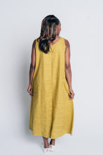 Load image into Gallery viewer, ALL DAY SHIFT DRESS | LINEN - GOLD
