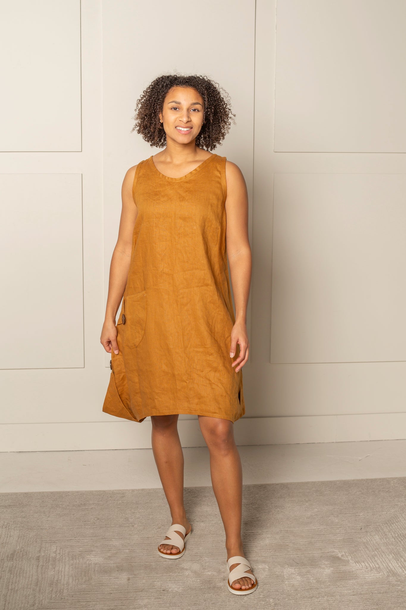 ESSENTIAL JENNA knee-length DRESS in 100% LINEN in pumpkin orange
