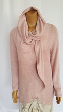 Load image into Gallery viewer, circle sweater in pink
