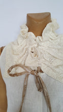 Load image into Gallery viewer, Cotton fabric collar as accessory in cream
