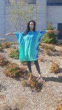 Load image into Gallery viewer, Turquoise Silk Kimono
